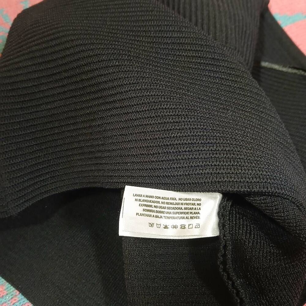 Ellaz womens small black ribbed top fitted stretch quiet luxury minimalist - Picture 8 of 8